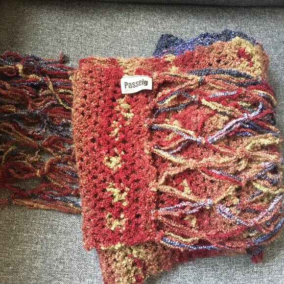 Hand Crocheted Red Tan Purple Pink Blue Boucle Extra Long Net Fringed Scarf - Picture 11 of 15